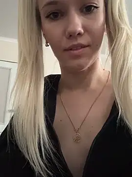 ShhhO O online show from 7, 10, 2025