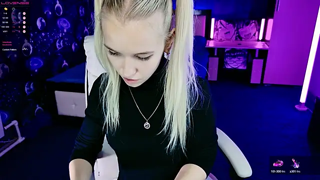 ShhhO O online show from 13, 10, 2025