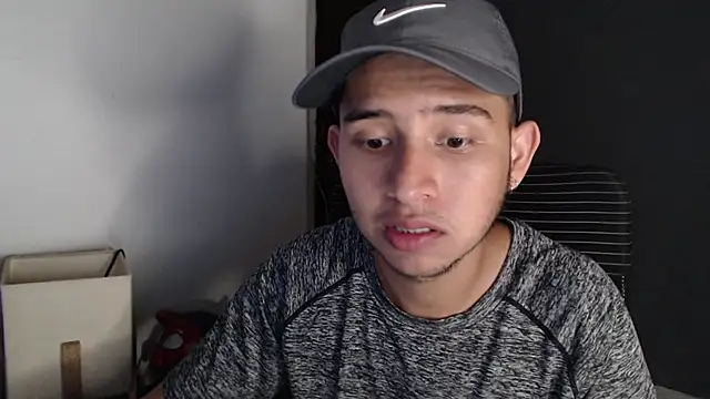 Snapshot of harold_18_ chatting on 7, 4, 2026 harold 18 online show from 7, 4, 2026