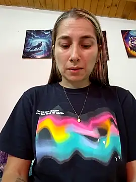 Iris love18 online show from 25, 3, 2026