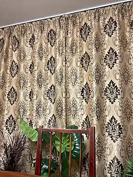 NadiraNoor online show from 18, 1, 2025