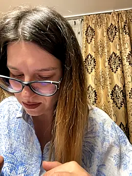 NadiraNoor online show from 31, 10, 2025