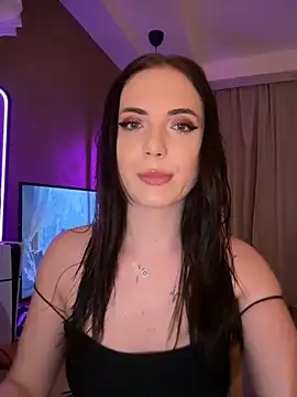 AvaGianna online show from 4, 1, 2025