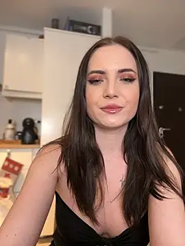 AvaGianna online show from 12, 1, 2025