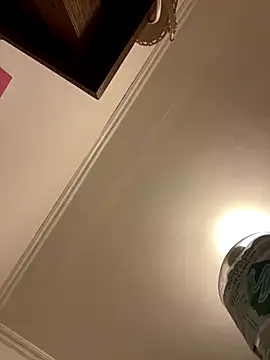 Snapshot of milkyhonybaby chatting on 7, 11, 2025 milkyhonybaby online show from 7, 11, 2025