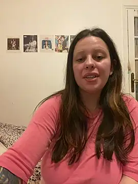 Snapshot of milkyhonybaby chatting on 3, 3, 2026 milkyhonybaby online show from 3, 3, 2026