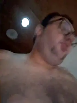 Snapshot of Javier_bear chatting on 9, 9, 2025 Javier bear online show from 9, 9, 2025