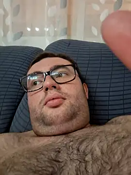 Snapshot of Javier_bear chatting on 9, 9, 2025 Javier bear online show from 9, 9, 2025