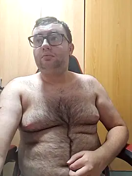 Snapshot of Javier_bear chatting on 23, 9, 2025 Javier bear online show from 23, 9, 2025