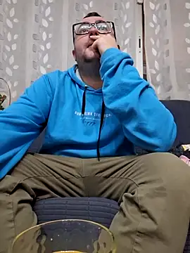 Javier bear online show from 6, 1, 2026