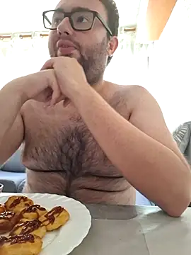 Snapshot of Javier_bear chatting on 29, 6, 2026 Javier bear online show from 29, 6, 2026