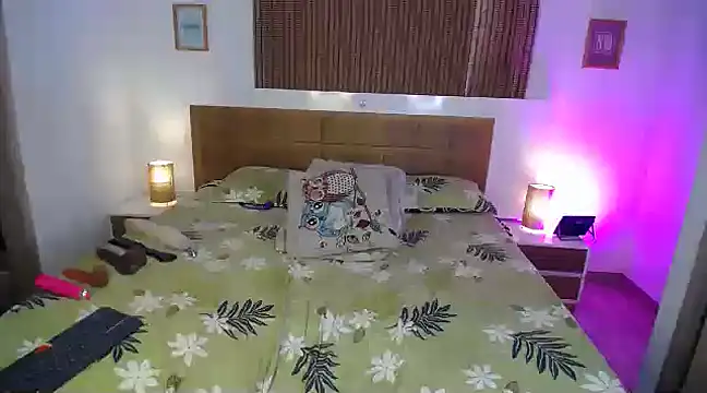 ShanonLe online show from 12, 2, 2025