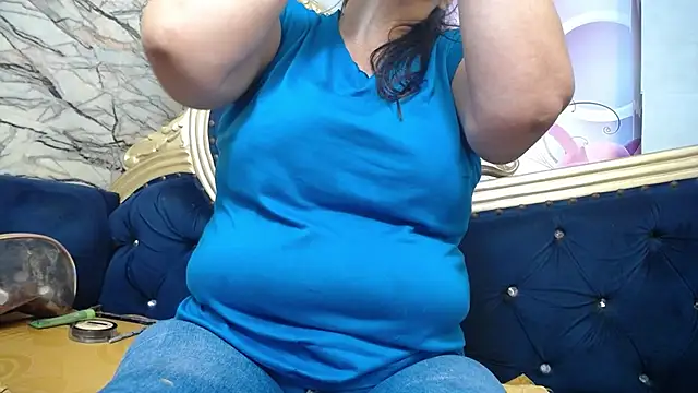 Snapshot of karito_mature17 chatting on 21, 10, 2025 karito mature17 online show from 21, 10, 2025