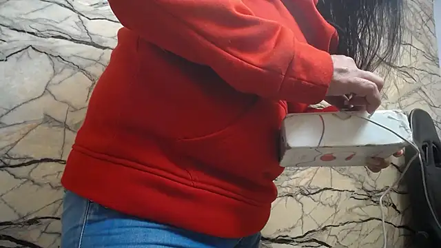 Snapshot of karito_mature17 chatting on 14, 11, 2025 karito mature17 online show from 14, 11, 2025