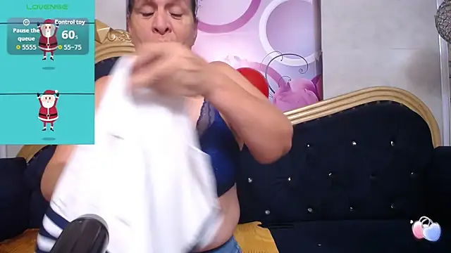 Snapshot of karito_mature17 chatting on 2, 12, 2025 karito mature17 online show from 2, 12, 2025