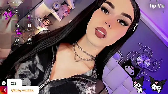 Snapshot of kimMaddiee chatting on 24, 9, 2025 kimMaddiee online show from 24, 9, 2025