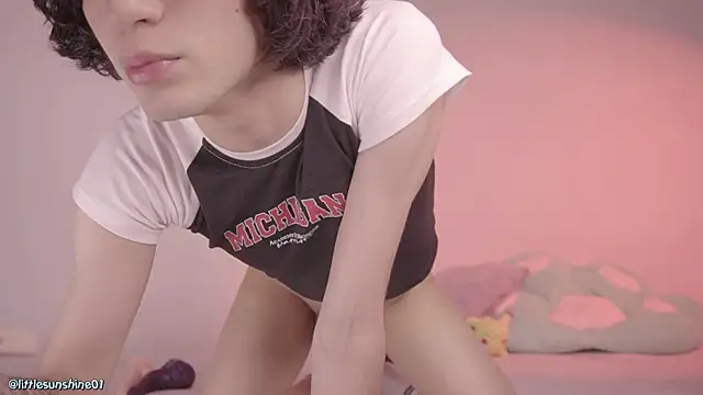 Snapshot of simonbane01 chatting on 25, 1, 2025 simonbane01 online show from 25, 1, 2025