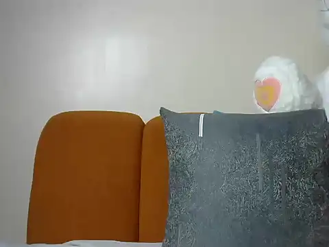 Mask hunter online show from 5, 4, 2026