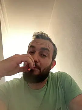 Snapshot of cosmin9000 chatting on 1, 11, 2025 cosmin9000 online show from 1, 11, 2025