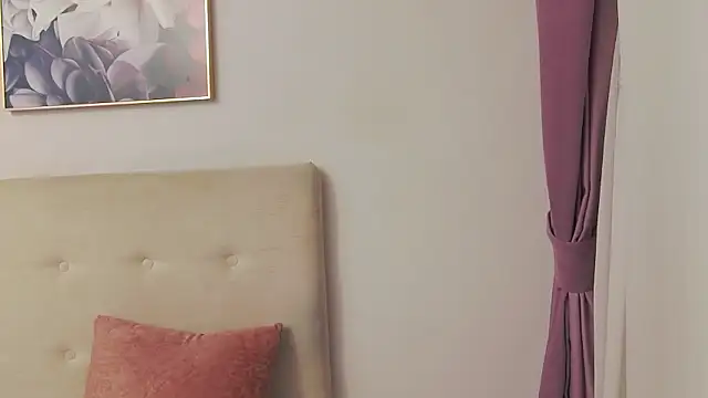 CassieHilton online show from 7, 1, 2026