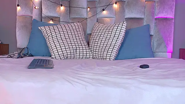 nahomi campbell online show from 18, 2, 2026