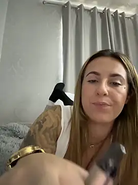 Miss emilee online show from 28, 10, 2025