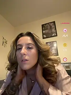 Miss emilee online show from 8, 5, 2026