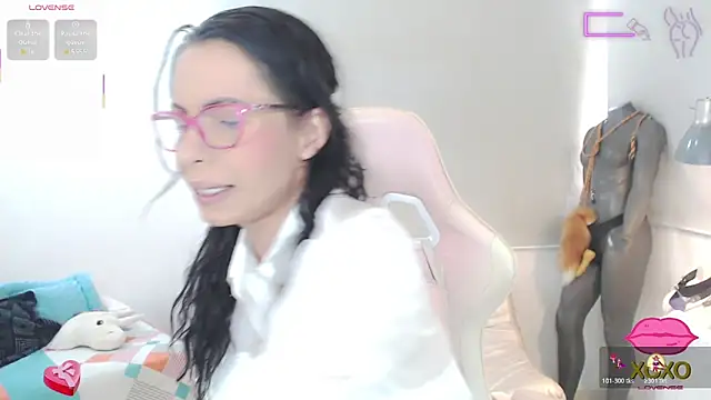 sasha mom69  online show from 19, 10, 2025