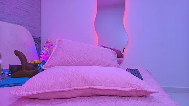 arl chloee online show from 25, 11, 2025