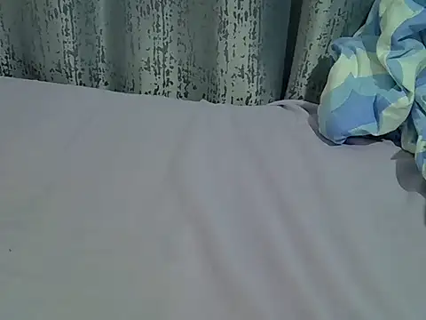 Snapshot of sweet_veee chatting on 29, 10, 2025 sweet veee online show from 29, 10, 2025