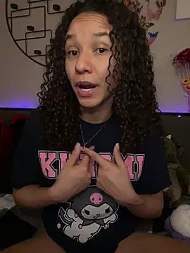 Snapshot of _Neeka_ chatting on 11, 12, 2024  Neeka  online show from 11, 12, 2024