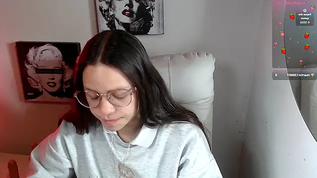 SamanthaRoldaan online show from 6, 11, 2025