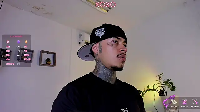 JordanSmiith  online show from 30, 1, 2025