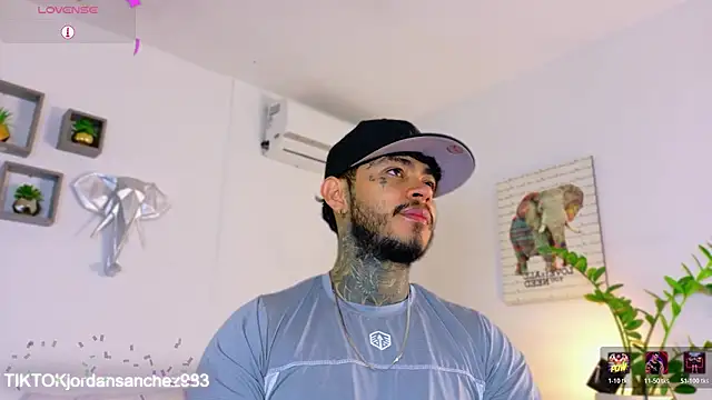 JordanSmiith  online show from 4, 3, 2026