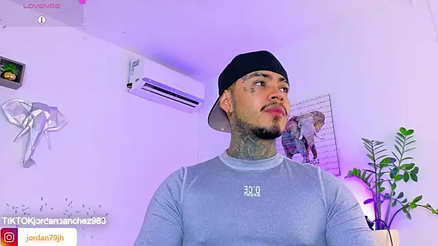 JordanSmiith  online show from 16, 4, 2026