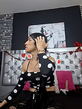Snapshot of _nicolehotshemale chatting on 10, 2, 2025  nicolehotshemale online show from 10, 2, 2025