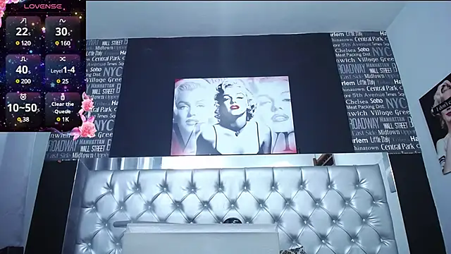 Snapshot of _nicolehotshemale chatting on 7, 3, 2025  nicolehotshemale online show from 7, 3, 2025