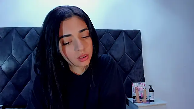 Snapshot of Linisprincehot69 chatting on 19, 1, 2025 Linisprincehot69 online show from 19, 1, 2025