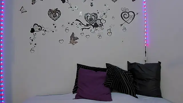 Snapshot of Linisprincehot69 chatting on 9, 11, 2025 Linisprincehot69 online show from 9, 11, 2025