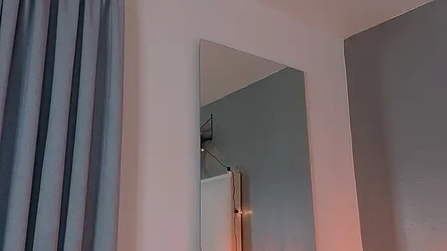 Snapshot of eva_daemon chatting on 23, 10, 2025 eva daemon online show from 23, 10, 2025