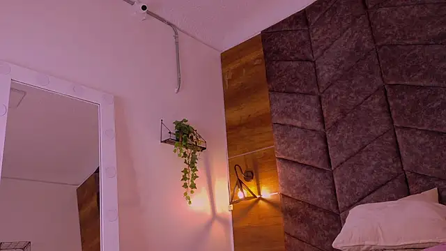 Snapshot of eva_daemon chatting on 7, 11, 2025 eva daemon online show from 7, 11, 2025