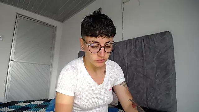 linda 33 online show from 21, 4, 2026