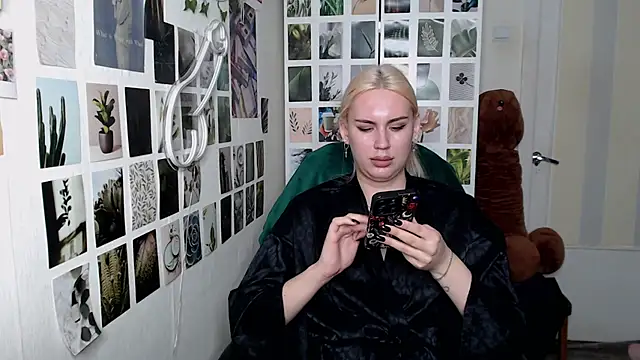 CapriScorpion online show from 17, 10, 2025