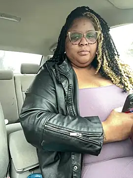 kweenxkarma online show from 13, 3, 2025