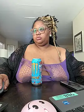 kweenxkarma online show from 17, 3, 2025