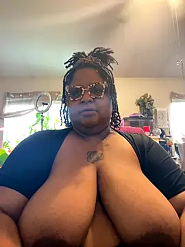 kweenxkarma online show from 15, 9, 2025