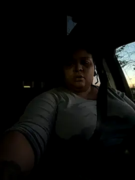 kweenxkarma online show from 6, 11, 2025