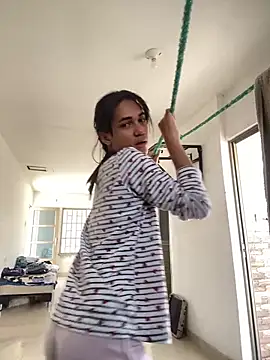 Snapshot of KatrinaQueen1 chatting on 27, 3, 2026 KatrinaQueen1 online show from 27, 3, 2026