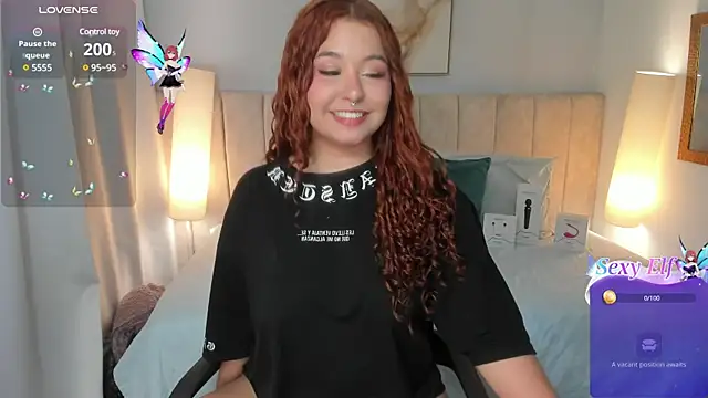 Snapshot of Atenea_cuteee chatting on 12, 3, 2025 Atenea cuteee online show from 12, 3, 2025