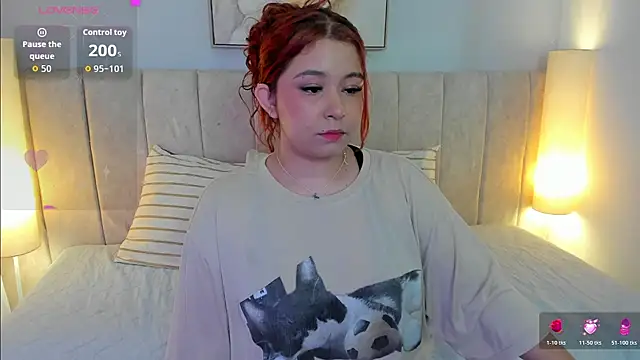 Atenea cuteee online show from 19, 12, 2025